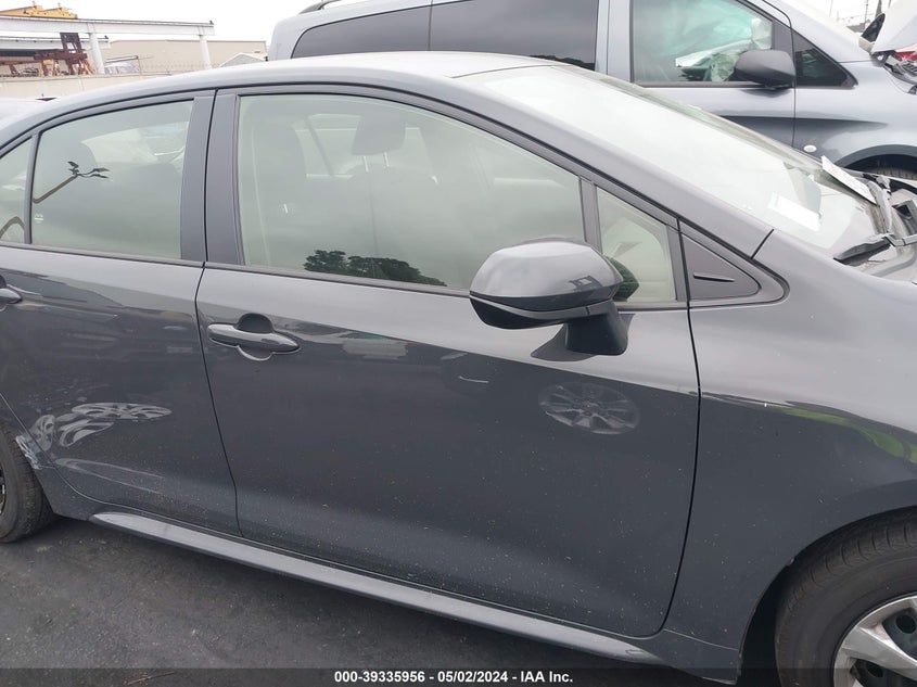 2024 TOYOTA COROLLA LE - JTDB4MEEXR3017912