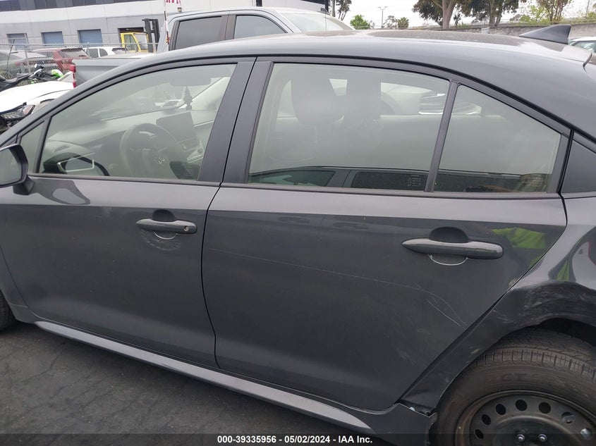 2024 TOYOTA COROLLA LE - JTDB4MEEXR3017912