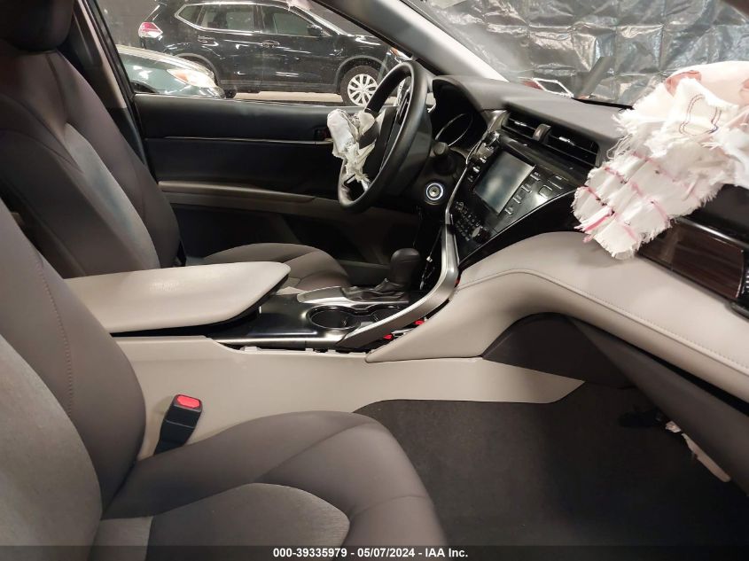 2019 TOYOTA CAMRY LE - 4T1B11HK8KU812154