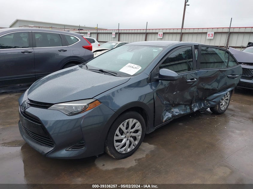 VIN 2T1BURHE5KC159168 2019 TOYOTA COROLLA LE