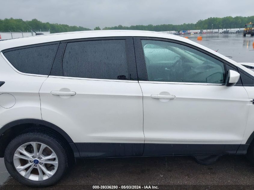 2017 FORD ESCAPE SE - 1FMCU0GD9HUA60563