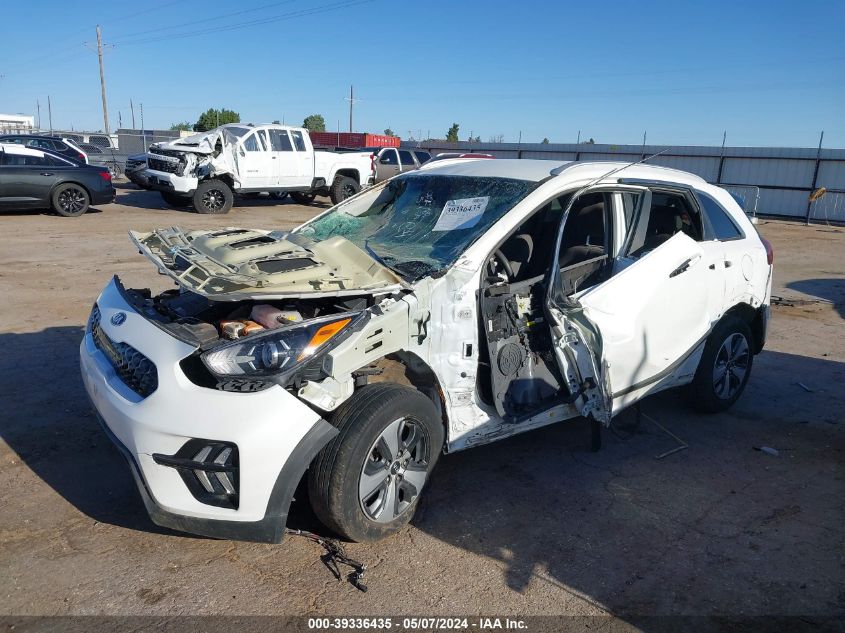 KNDCB3LC8M5463902 2021 KIA NIRO - Image 2