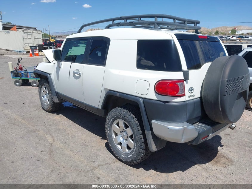 2010 Toyota Fj Cruiser VIN: JTEBU4BF2AK082627 Lot: 39336500