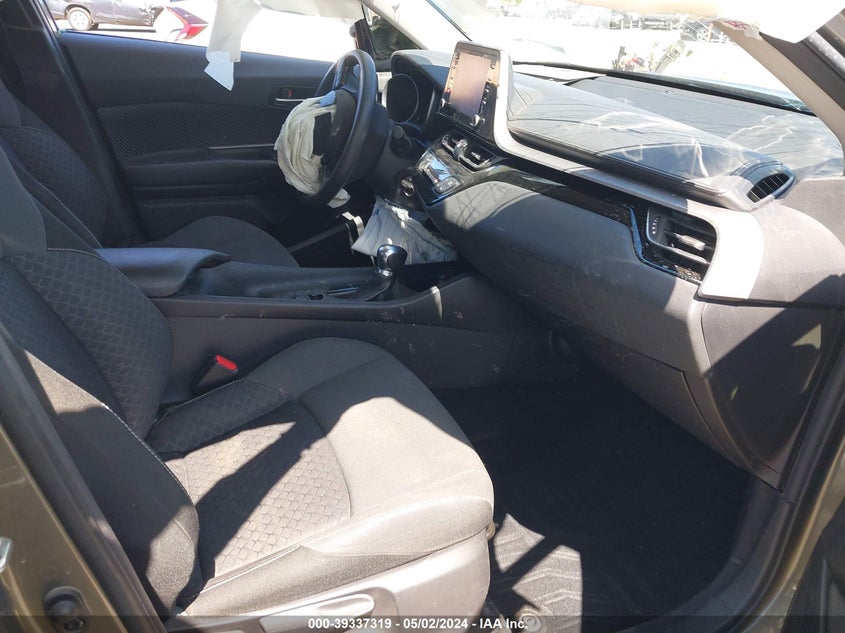 2021 Toyota C-Hr Le VIN: JTNKHMBX2M1095871 Lot: 39337319