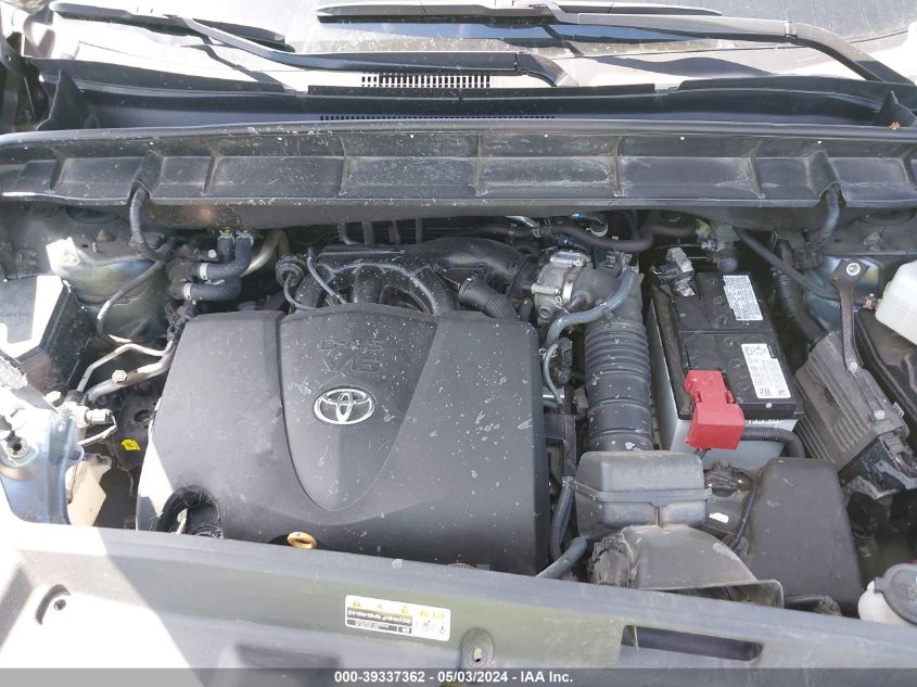 5TDGZRBH0NS208895 2022 Toyota Highlander Xle