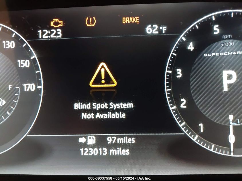 2017 Land Rover Range Rover 5.0L V8 Supercharged VIN: SALGS2FE4HA324381 Lot: 39337558