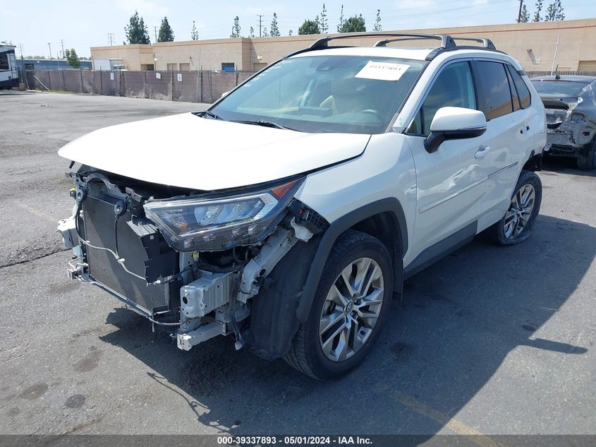VIN 2T3C1RFV9MW109866 2021 TOYOTA RAV4 XLE PREMIUM