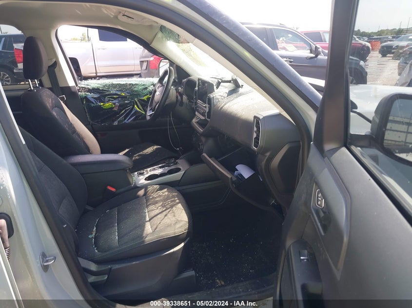 2022 Ford Bronco Sport Big Bend VIN: 3FMCR9B66NRE19935 Lot: 39338651