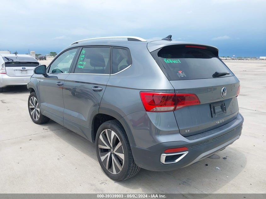 VIN 3VVLX7B28NM040932 2022 VOLKSWAGEN TAOS 1.5T SE