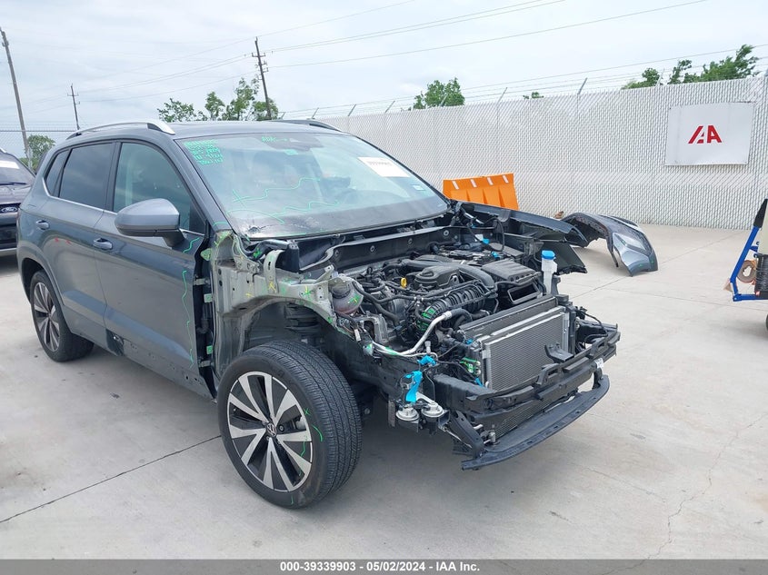 VIN 3VVLX7B28NM040932 2022 VOLKSWAGEN TAOS 1.5T SE