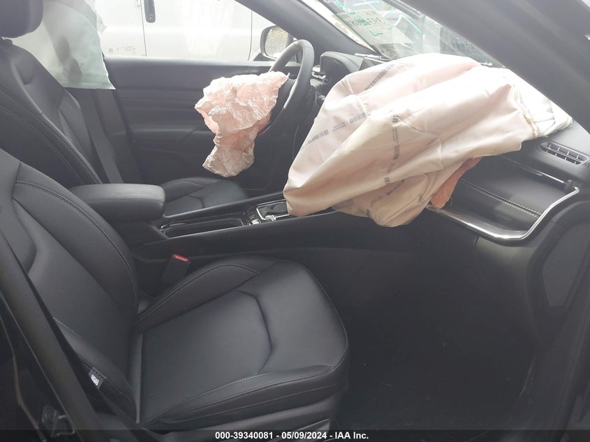 VIN 3C4NJDCN4RT104993 2024 JEEP COMPASS LIMITED 4X4