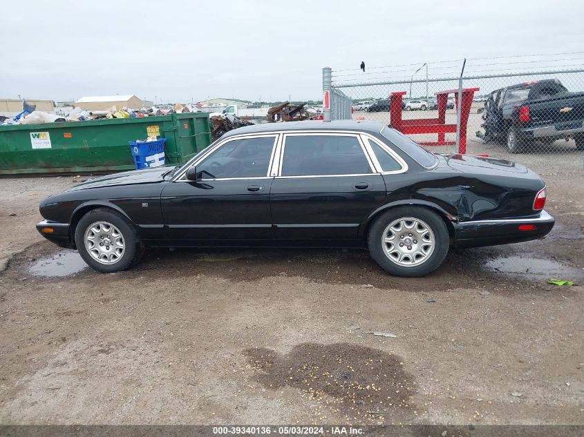 2000 Jaguar Xj8 VIN: SAJDA14C5YLF10559 Lot: 39340136