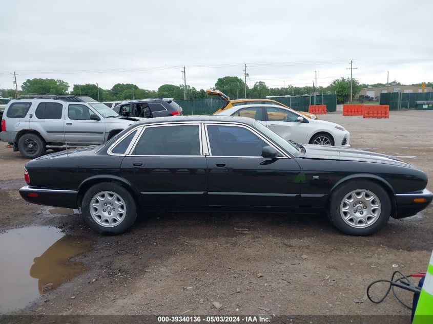 SAJDA14C5YLF10559 2000 Jaguar Xj8