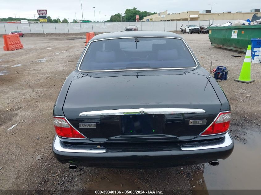 2000 Jaguar Xj8 VIN: SAJDA14C5YLF10559 Lot: 39340136