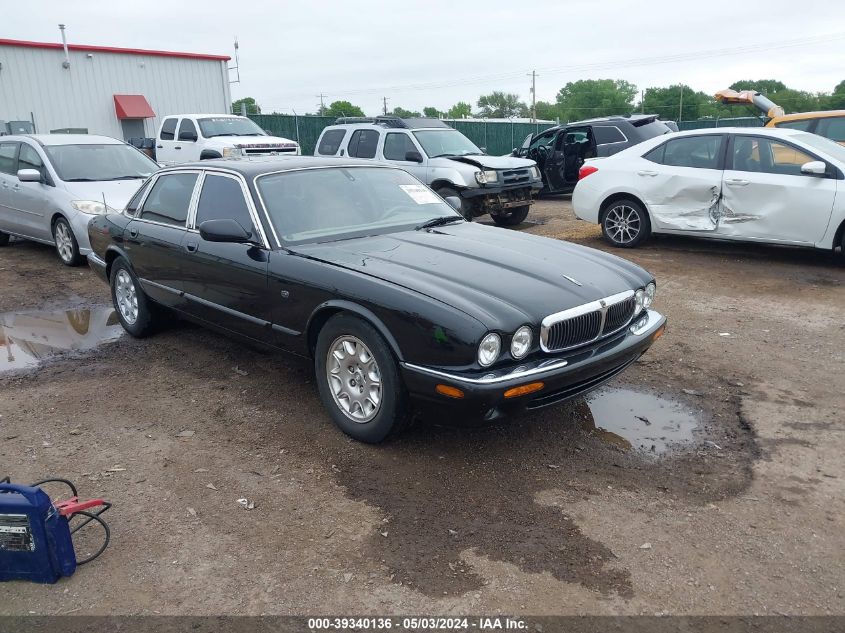 2000 Jaguar Xj8 VIN: SAJDA14C5YLF10559 Lot: 39340136