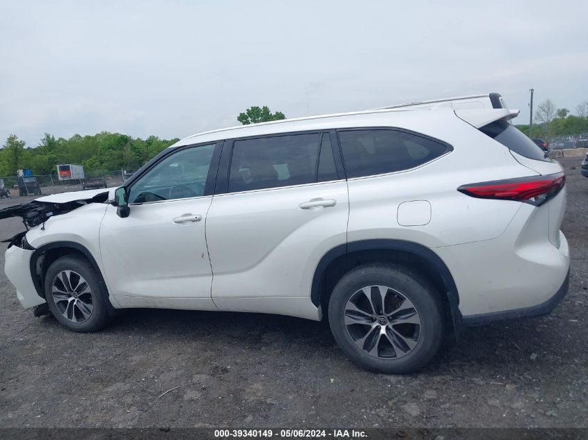 2021 TOYOTA HIGHLANDER VIN: 5TDGZRBH8MS137721