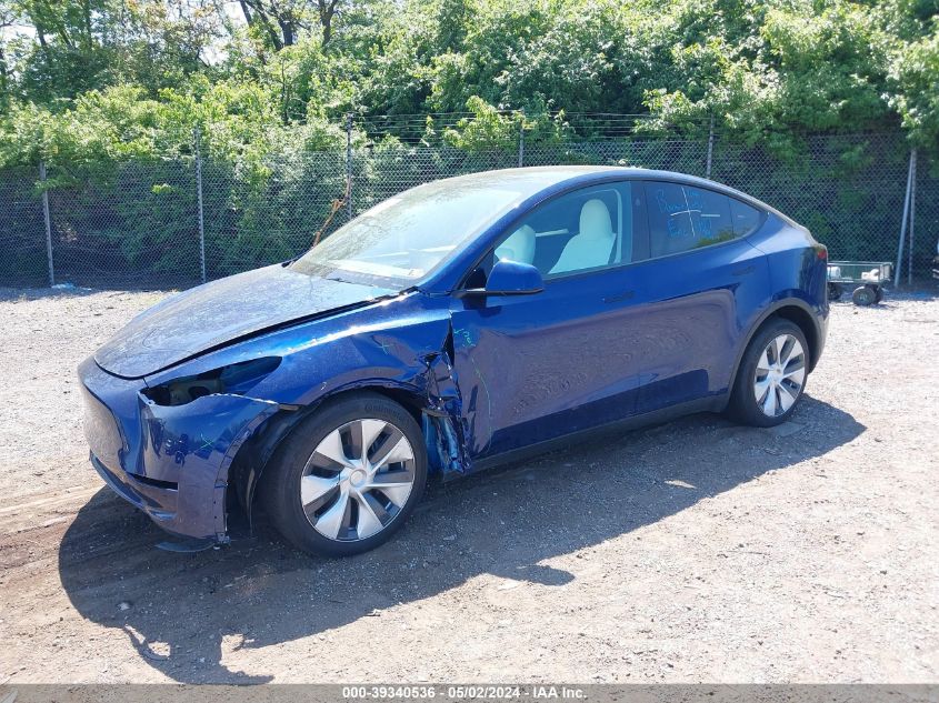 2024 TESLA MODEL Y LONG RANGE DUAL MOTOR ALL-WHEEL DRIVE - 7SAYGDEEXRF036872