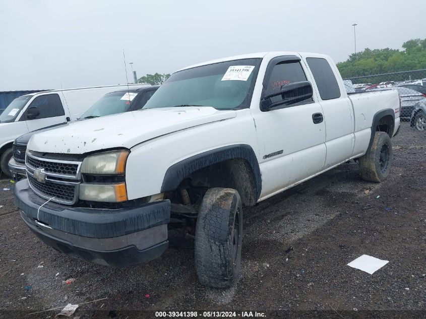 2007 Chevrolet Silverado 2500Hd Classic Work Truck VIN: 1GCHK29U87E143211 Lot: 39341398