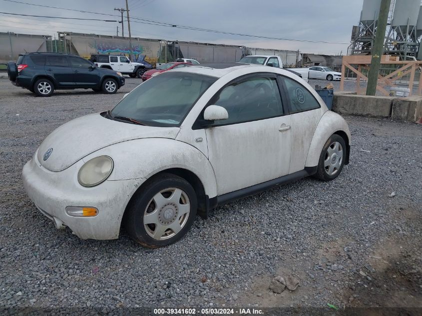 3VWDD21C6YM423892 | 2000 VOLKSWAGEN NEW BEETLE