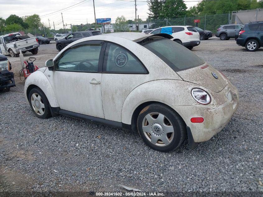 3VWDD21C6YM423892 | 2000 VOLKSWAGEN NEW BEETLE