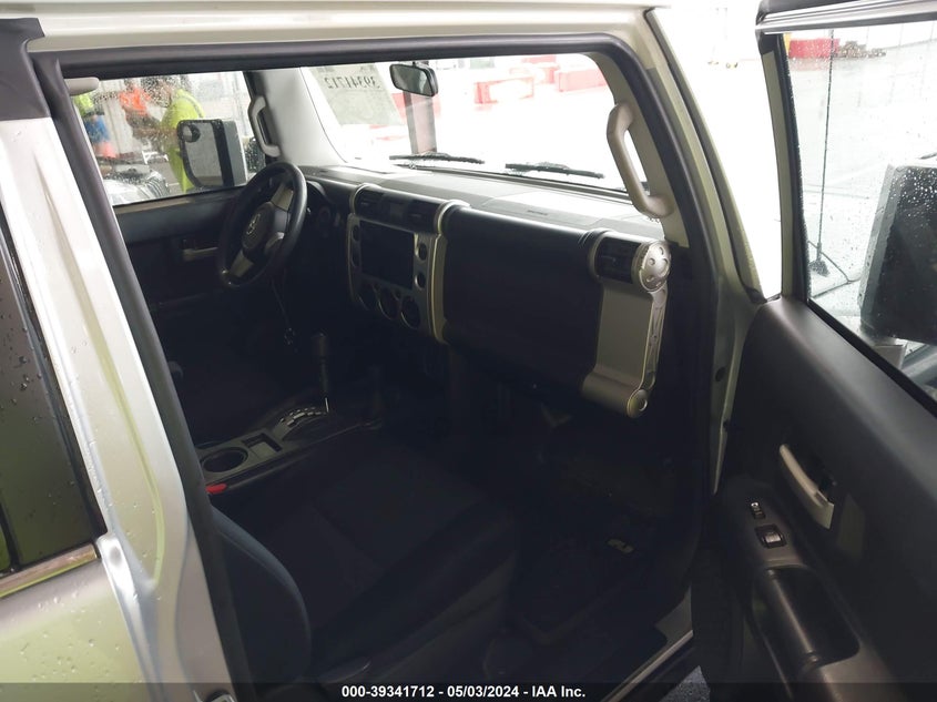 2007 Toyota Fj Cruiser VIN: JTEBU11F670024282 Lot: 39341712