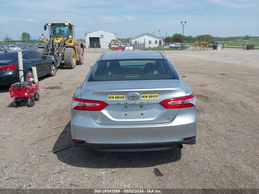 2018 TOYOTA CAMRY LE - JTNB11HK9J3024293