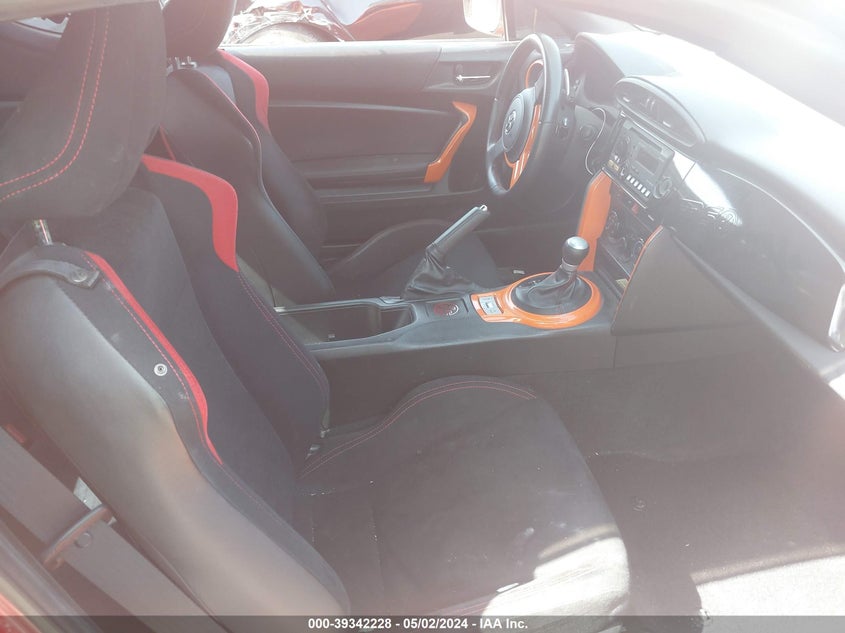 2013 Scion Fr-S VIN: JF1ZNAA14D2715045 Lot: 39342228