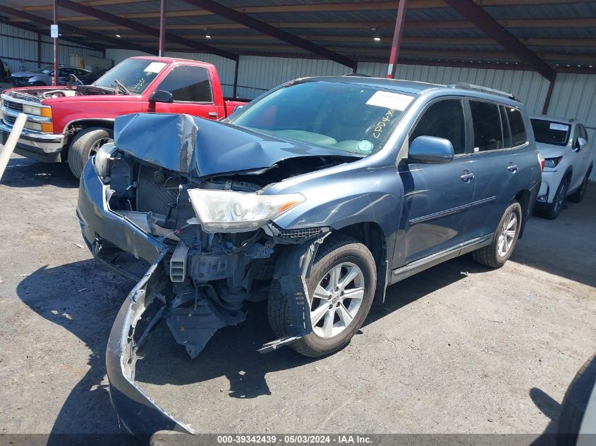 VIN 5TDZA3EH3DS041147 2013 Toyota Highlander, Base... no.2