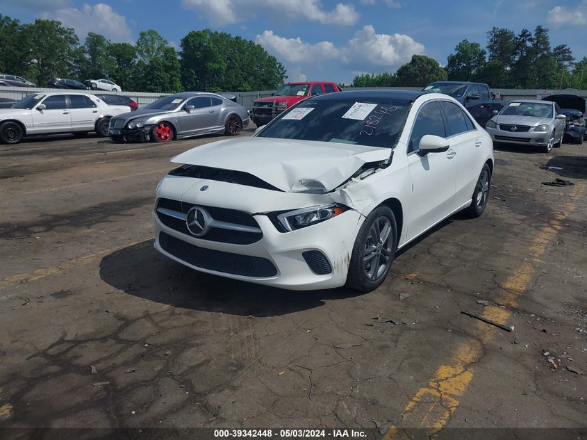 2020 Mercedes-Benz A 220 4Matic VIN: W1K3G4FB6LJ218246 Lot: 39342448
