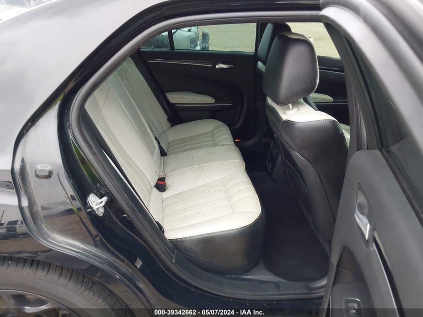 VIN 2C3CCABG2KH550551 2019 CHRYSLER 300 300S