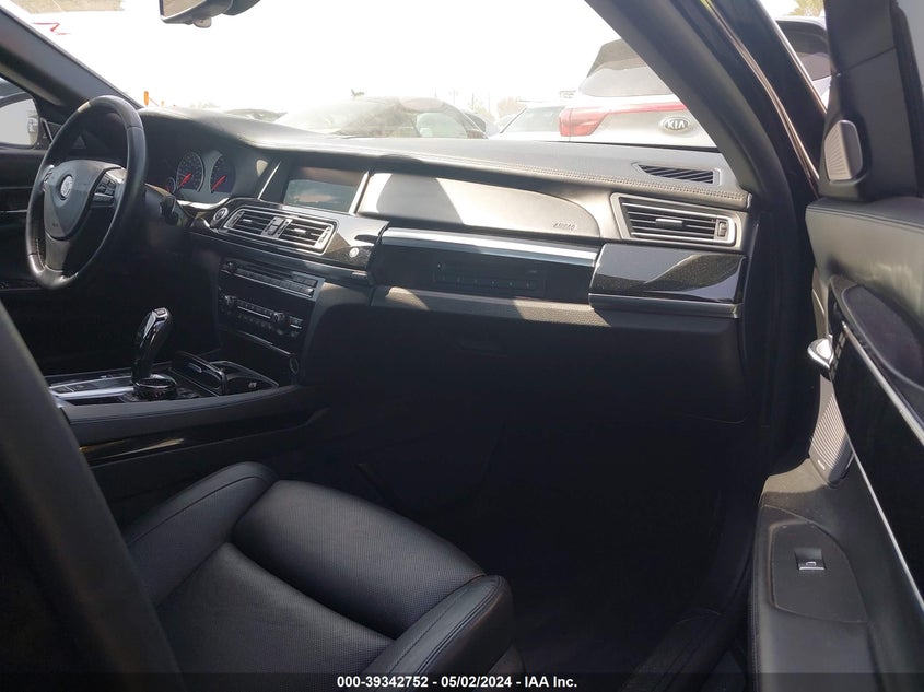 2014 BMW Alpina B7 VIN: WBAYE8C55ED136521 Lot: 39342752