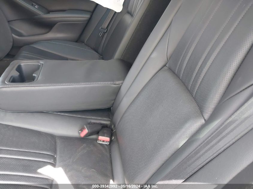 2022 Honda Accord Hybrid Touring VIN: 1HGCV3F91NA006088 Lot: 39342992