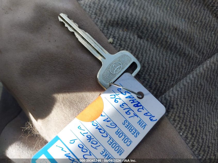 2004 Toyota Corolla Le VIN: 2T1BR32E64C191394 Lot: 39343746