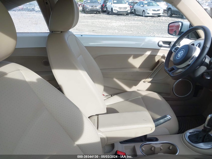 2016 VOLKSWAGEN BEETLE 1.8T SE - 3VWJ17AT0GM600816