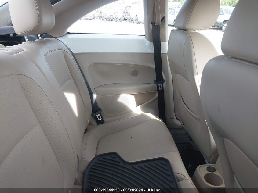 2016 VOLKSWAGEN BEETLE 1.8T SE - 3VWJ17AT0GM600816