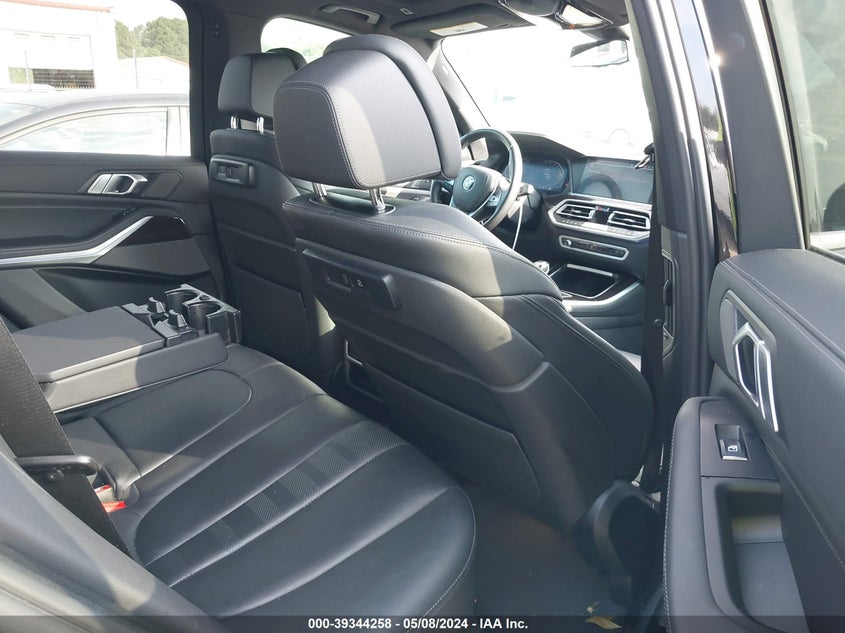 2021 BMW X5 VIN: 5UXCR4C08M9F62902
