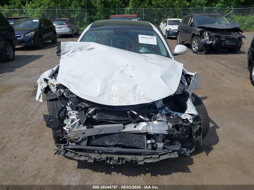 VIN ZARFAEDNXH7540720 2017 ALFA ROMEO GIULIA Q4