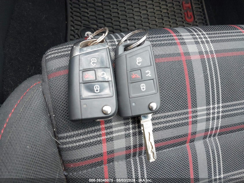 2018 VOLKSWAGEN GOLF GTI 2.0T AUTOBAHN/2.0T S/2.0T SE - 3VW547AU2JM287809