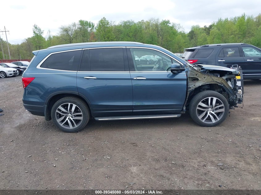 2017 HONDA PILOT TOURING - 5FNYF6H97HB083169