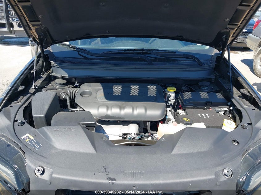 VIN 1C4PJLCB0KD462466 2019 JEEP CHEROKEE LATITUDE