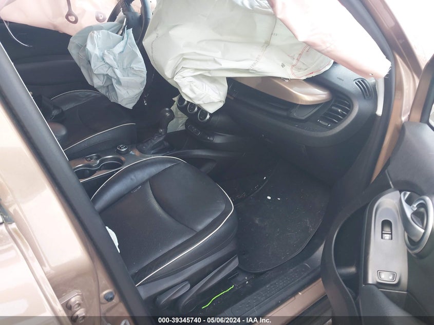 2017 Fiat 500X Lounge Fwd VIN: ZFBCFXDB4HP619142 Lot: 39345740