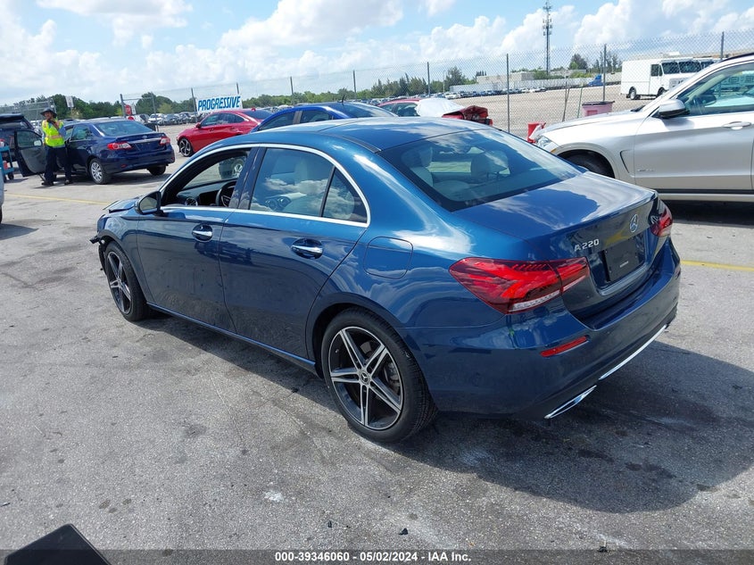 2020 Mercedes-Benz A 220 VIN: W1K3G4EB8LJ234658 Lot: 39346060
