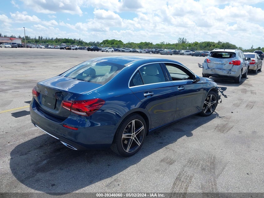 2020 Mercedes-Benz A 220 VIN: W1K3G4EB8LJ234658 Lot: 39346060