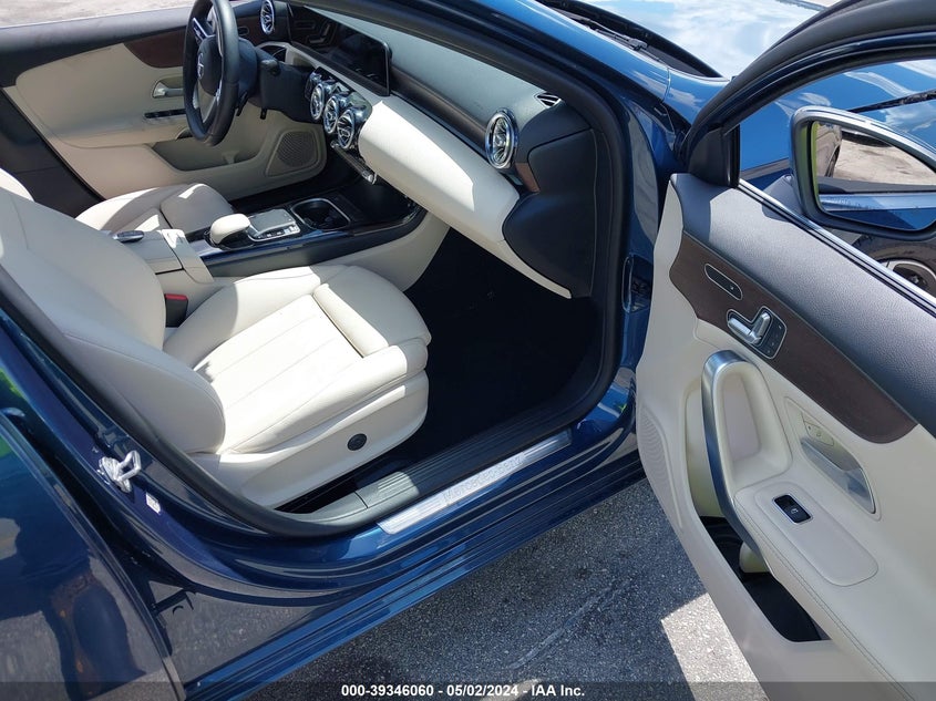 2020 Mercedes-Benz A 220 VIN: W1K3G4EB8LJ234658 Lot: 39346060