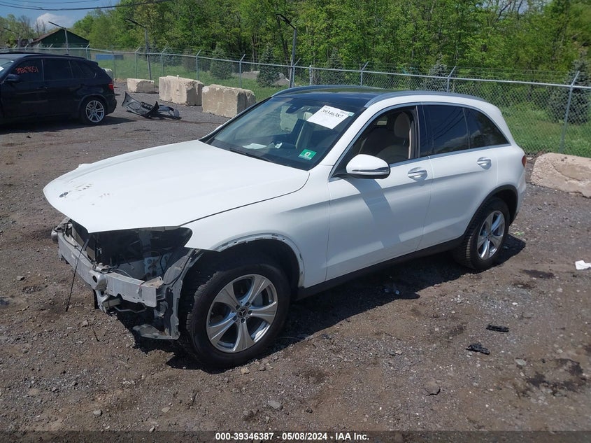 VIN WDC0G4KBXJV028596 2018 MERCEDES-BENZ GLC 300 4MATIC