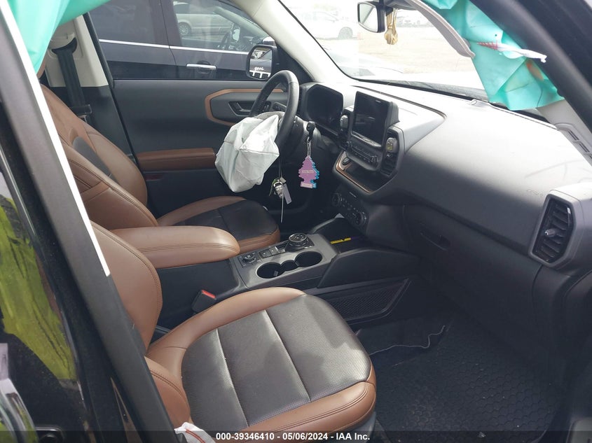 2022 Ford Bronco Sport Badlands VIN: 3FMCR9D92NRD45789 Lot: 39346410