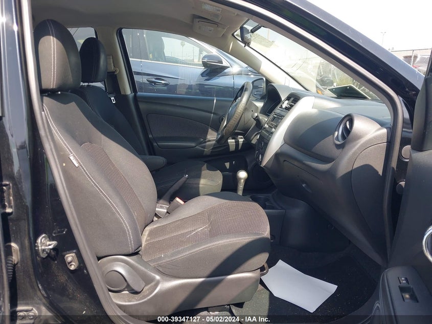 2015 NISSAN VERSA 1.6 SV - 3N1CN7AP4FL808739