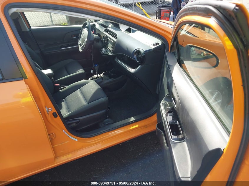 2016 Toyota Prius C Three VIN: JTDKDTB3XG1116316 Lot: 39349751