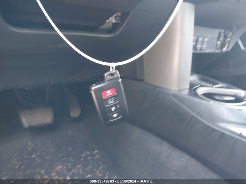 2018 TOYOTA RAV4 LIMITED - 2T3YFREV4JW500105