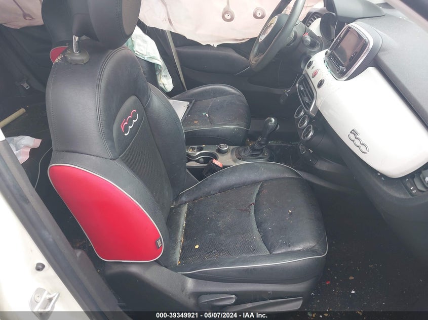 2016 Fiat 500X Lounge VIN: ZFBCFXDT2GP396073 Lot: 39349921